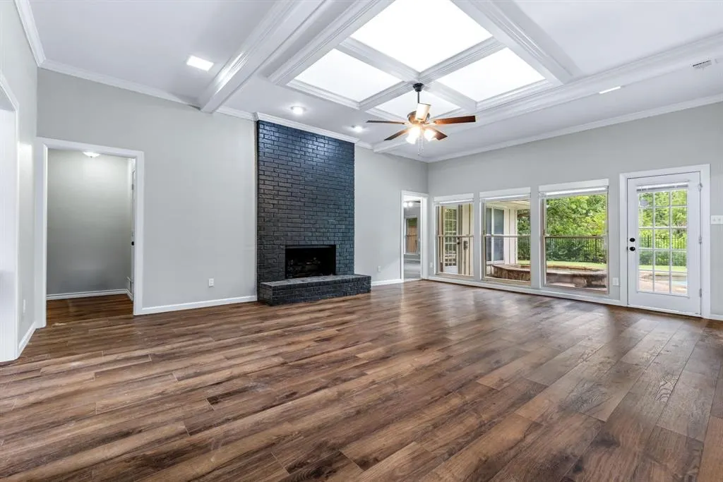 3537 Teakwood Lane