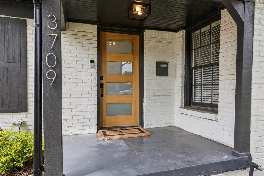 3709 Rockdale Drive