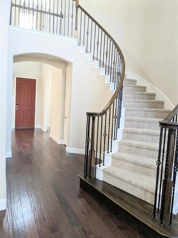 120 Darian Drive