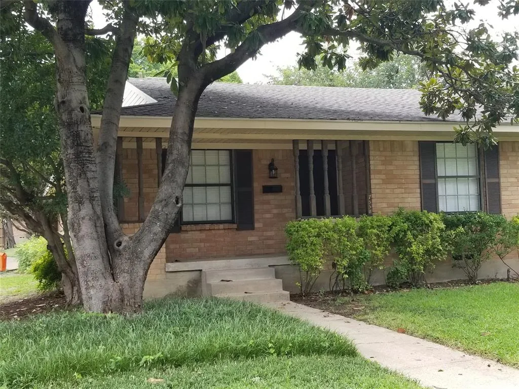 7558 Brentcove Circle