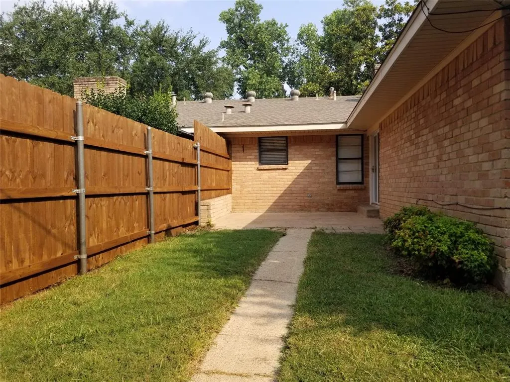 7558 Brentcove Circle