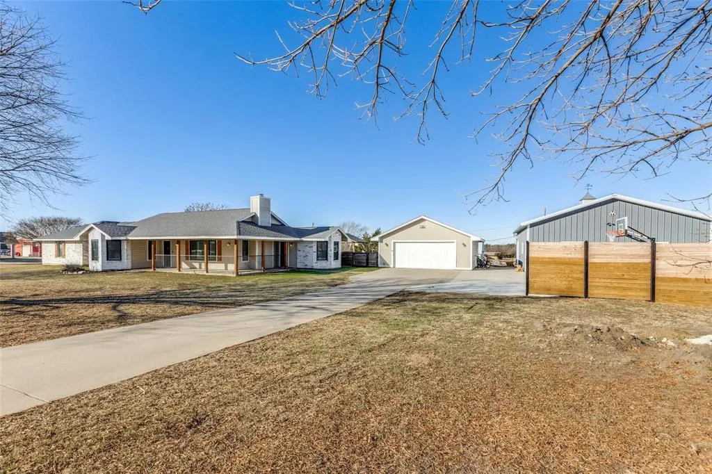 102 Meadow Green Street