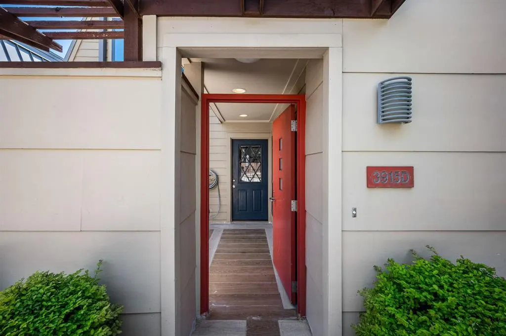 3915 Buena Vista Street, #D
