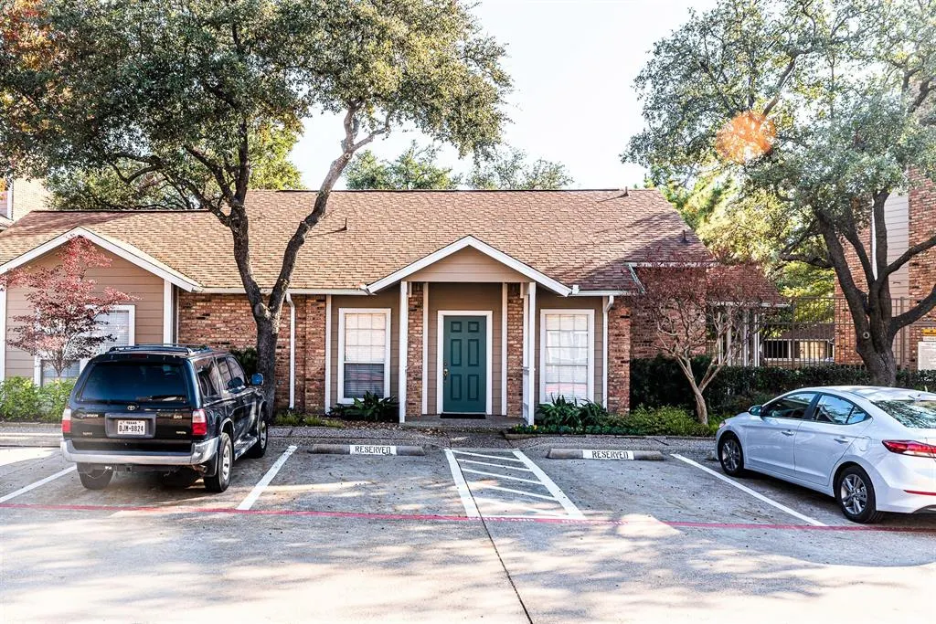 8600 Coppertowne Lane, #303C