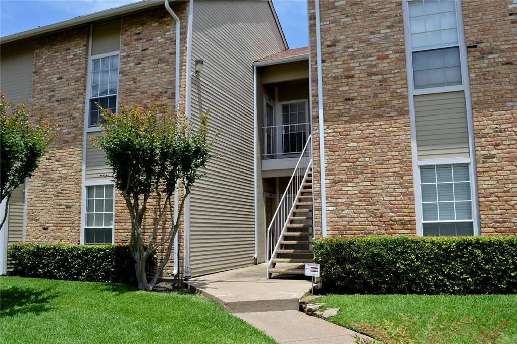 8600 Coppertowne Lane, #303C
