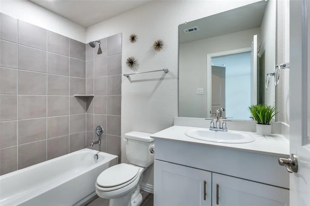 1904 Boulder Creek Trail