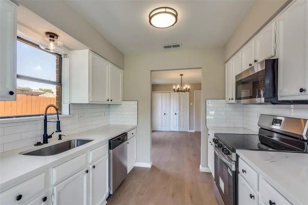 825 Filmore Drive