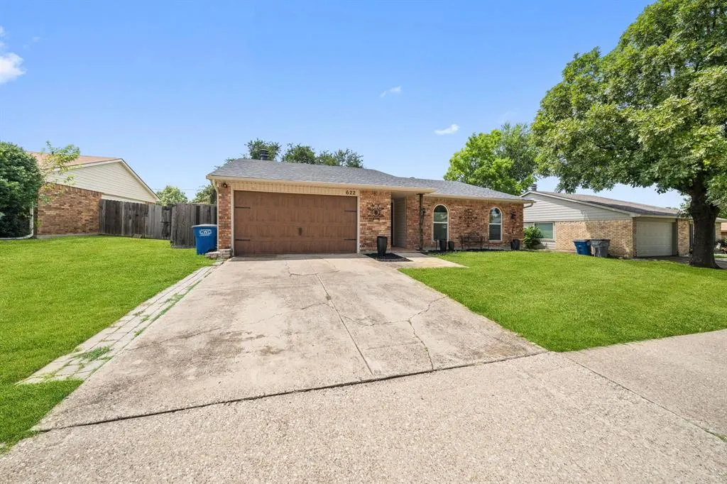 622 Roaming Road Drive