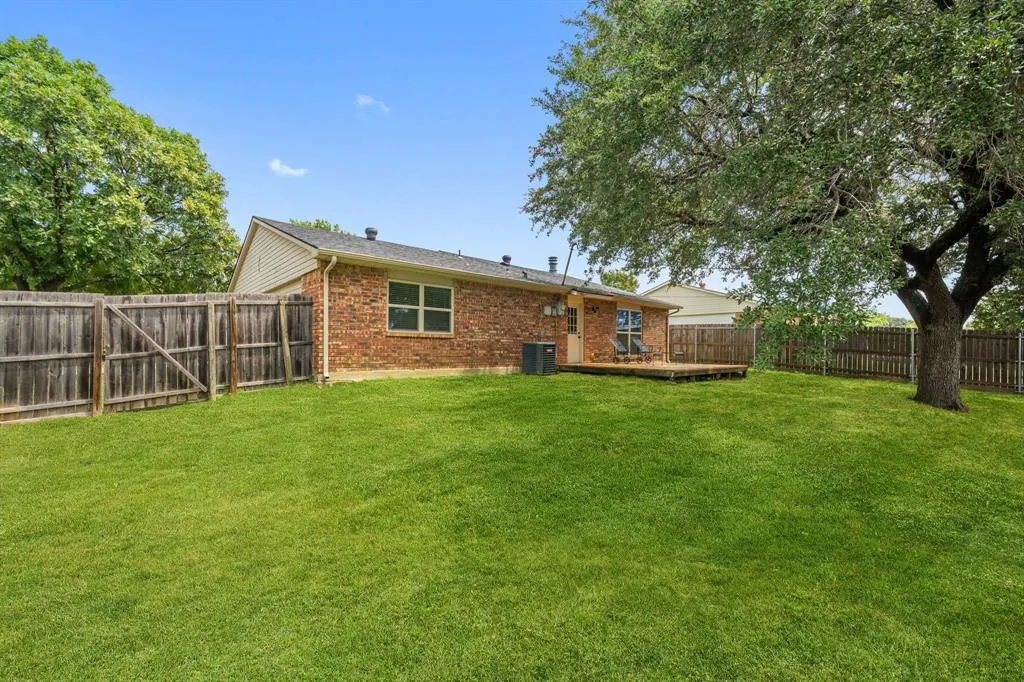 622 Roaming Road Drive
