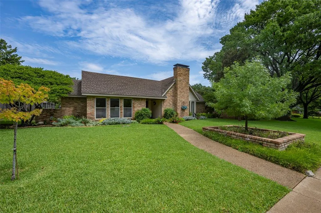 2337 Chace Court