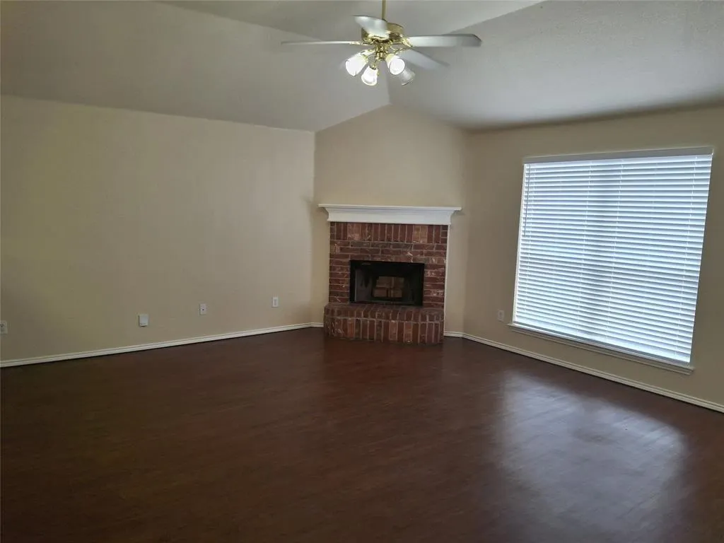 2421 Collier Drive