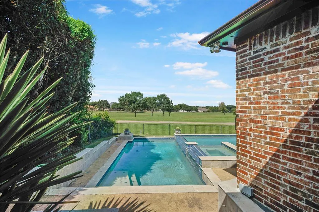 2871 Creekwood Lane