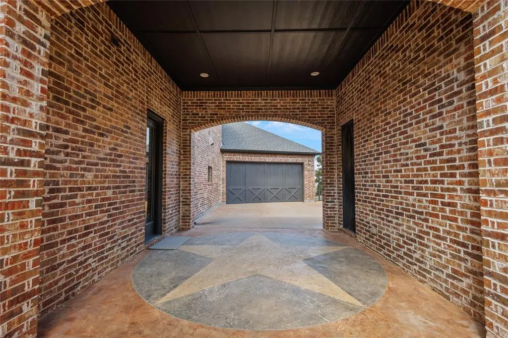 2871 Creekwood Lane