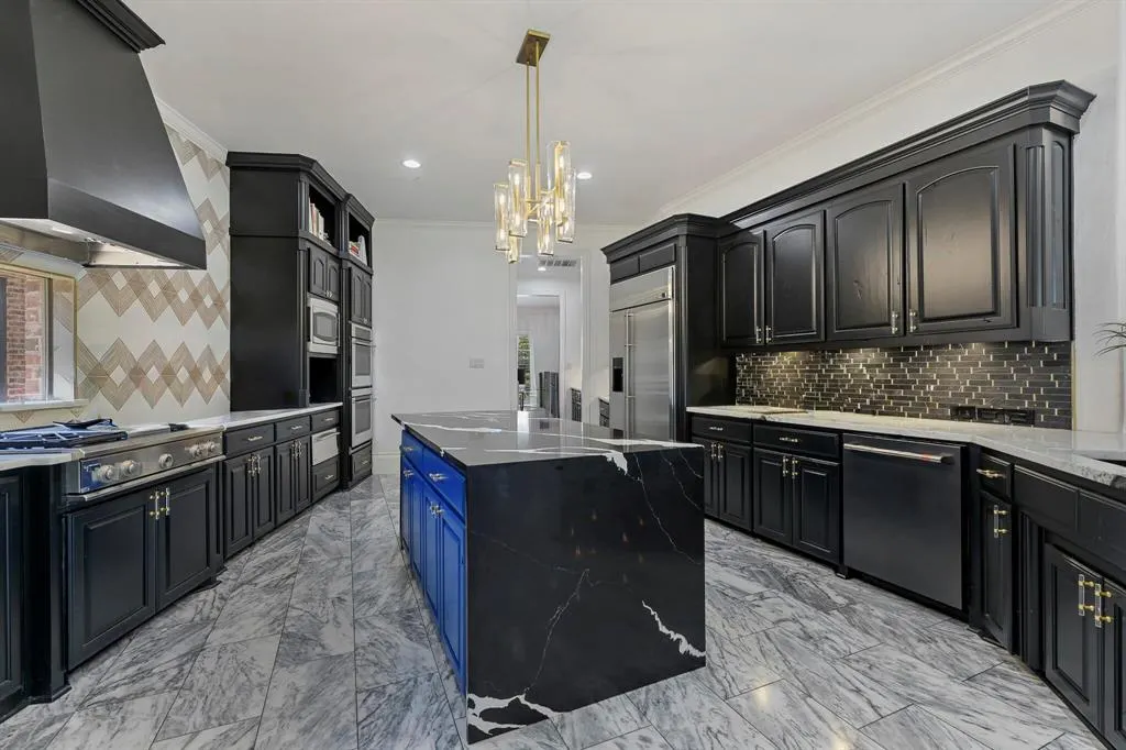 2871 Creekwood Lane