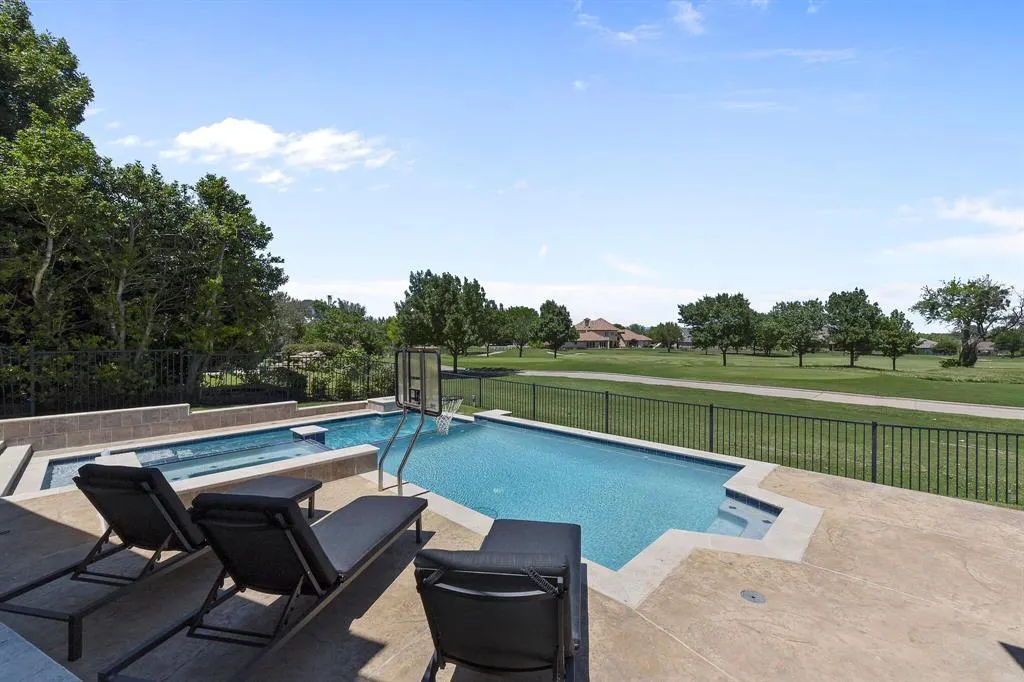 2871 Creekwood Lane
