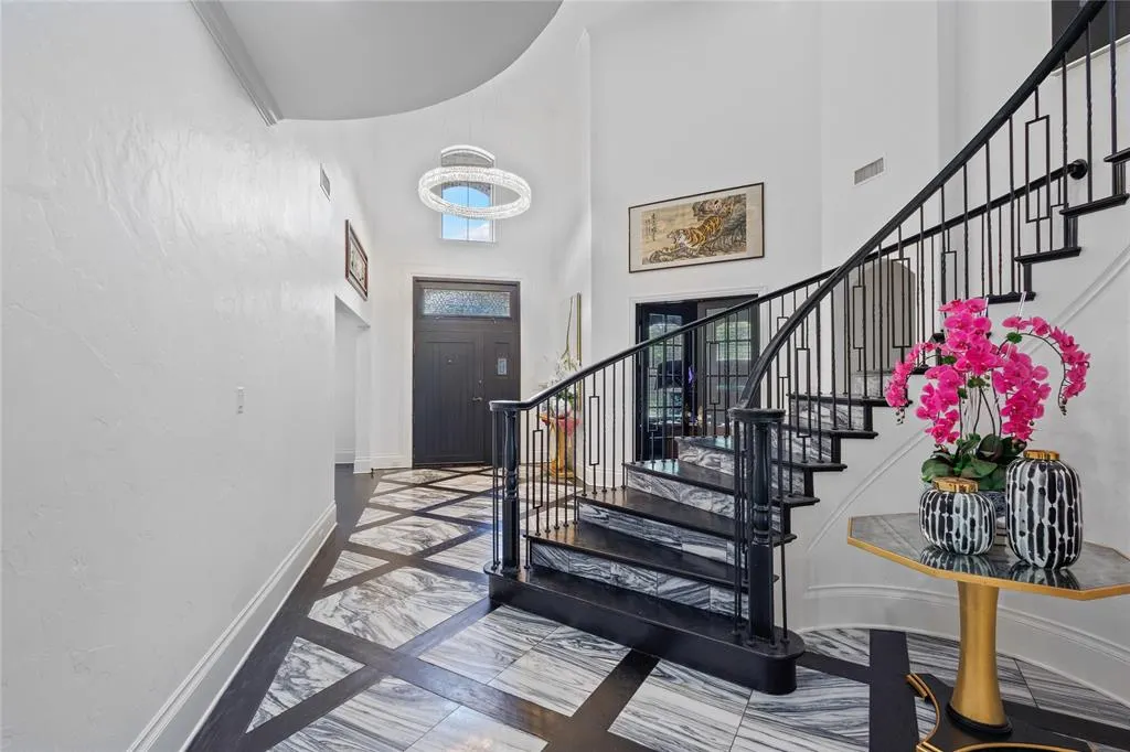 2871 Creekwood Lane