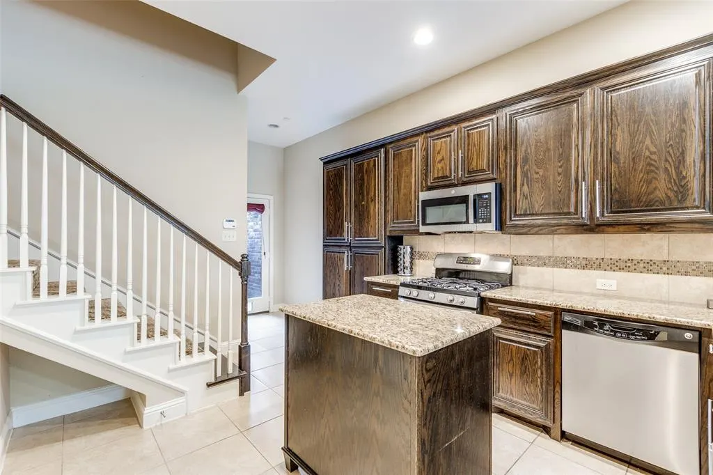 5436 Mesquite Drive