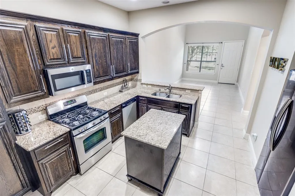5436 Mesquite Drive