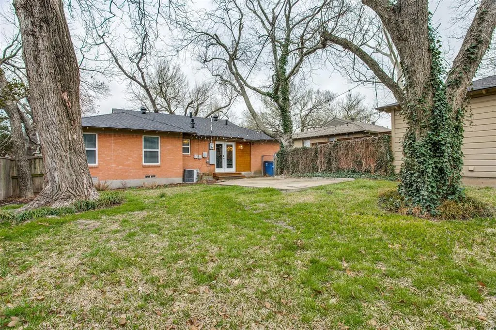 854 Lake Terrace Drive