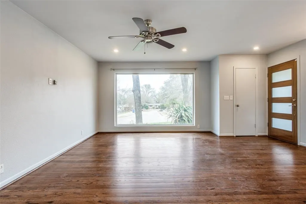 854 Lake Terrace Drive