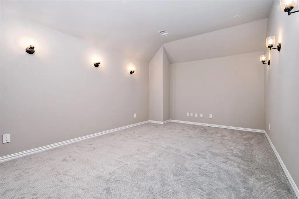 240 HANGING GARDEN Drive
