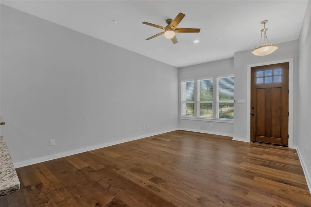 5979 Rivendell Drive