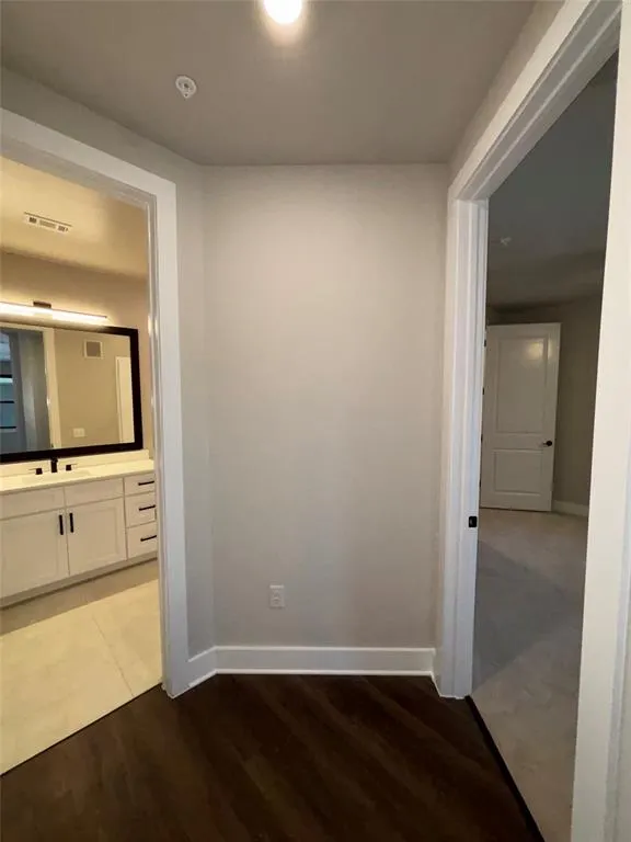 3255 carlisle Street, #2508