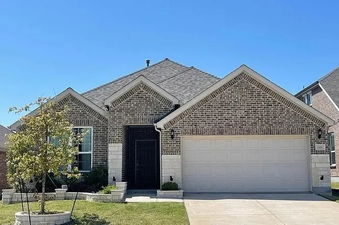 2416 Leeward Place