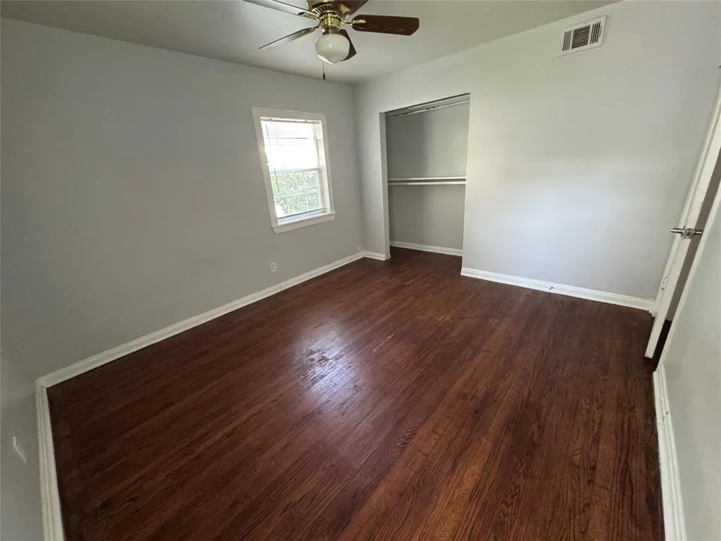 2203 Tolosa Drive