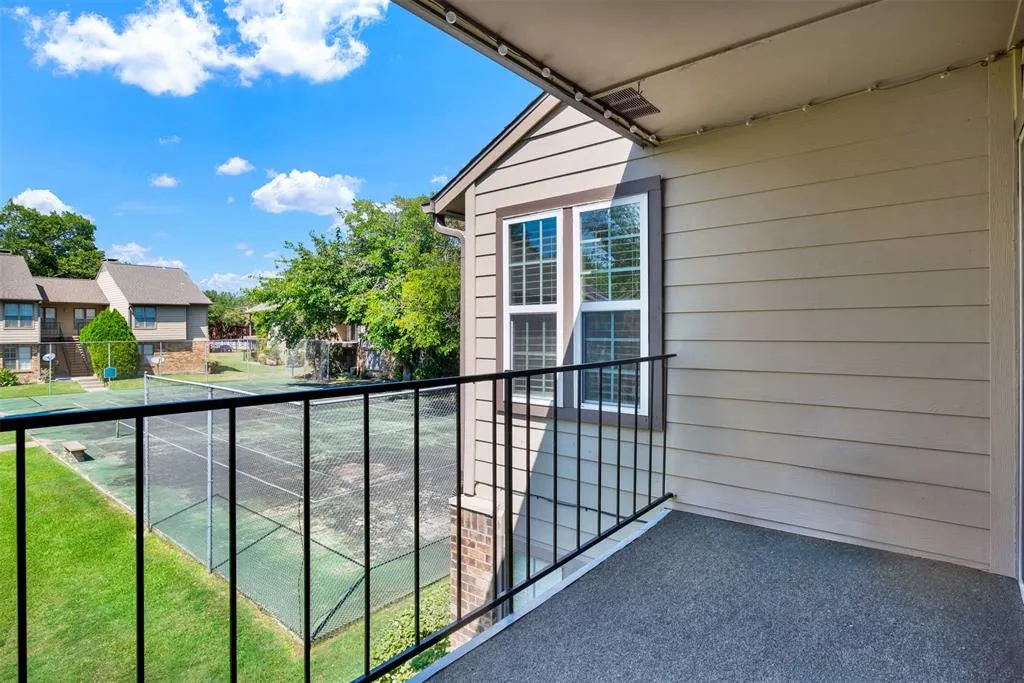 5300 Keller Springs Road, #2023