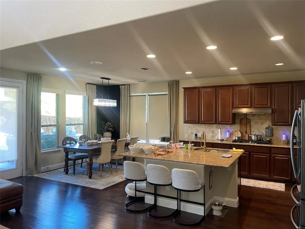 1178 Roma Drive