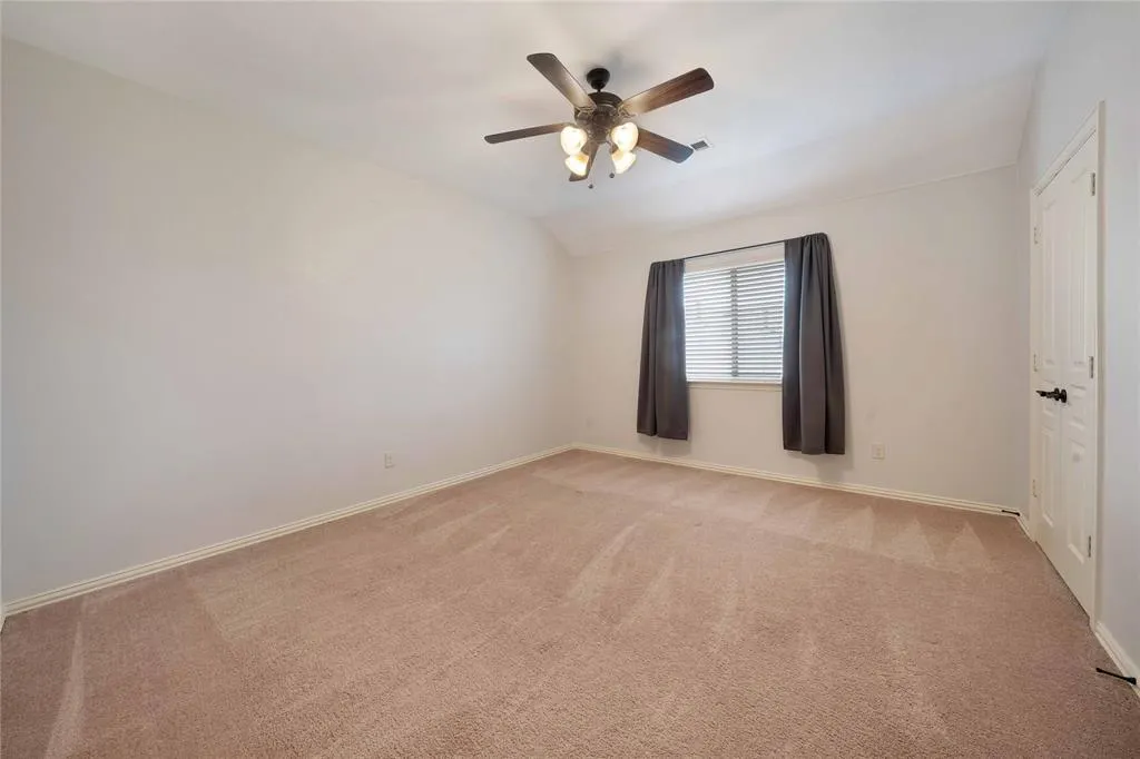 809 Summer Lane
