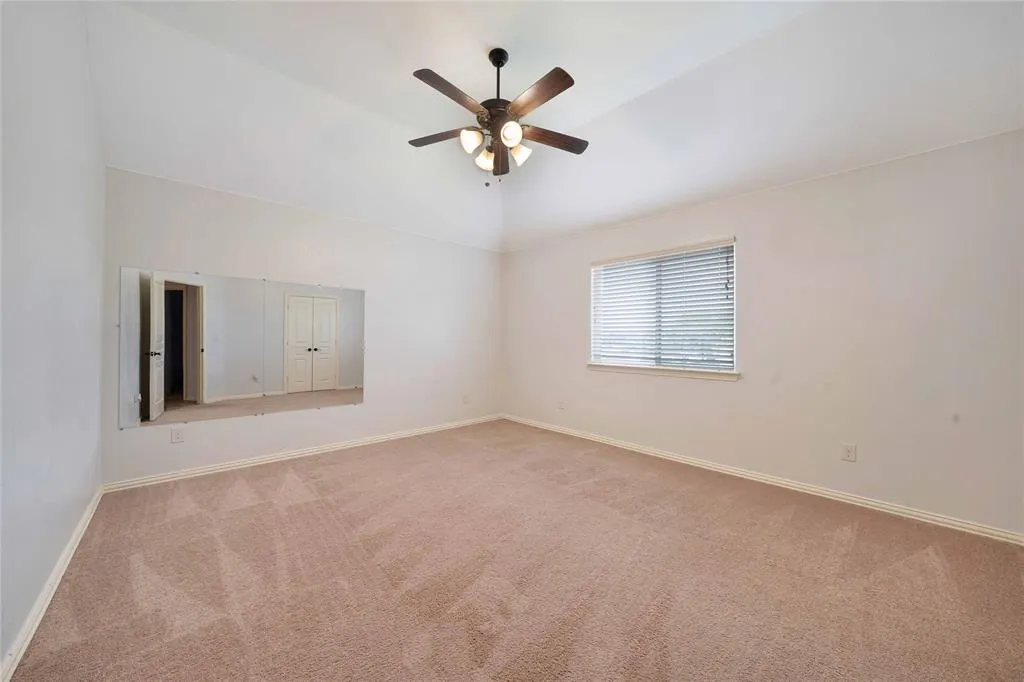 809 Summer Lane