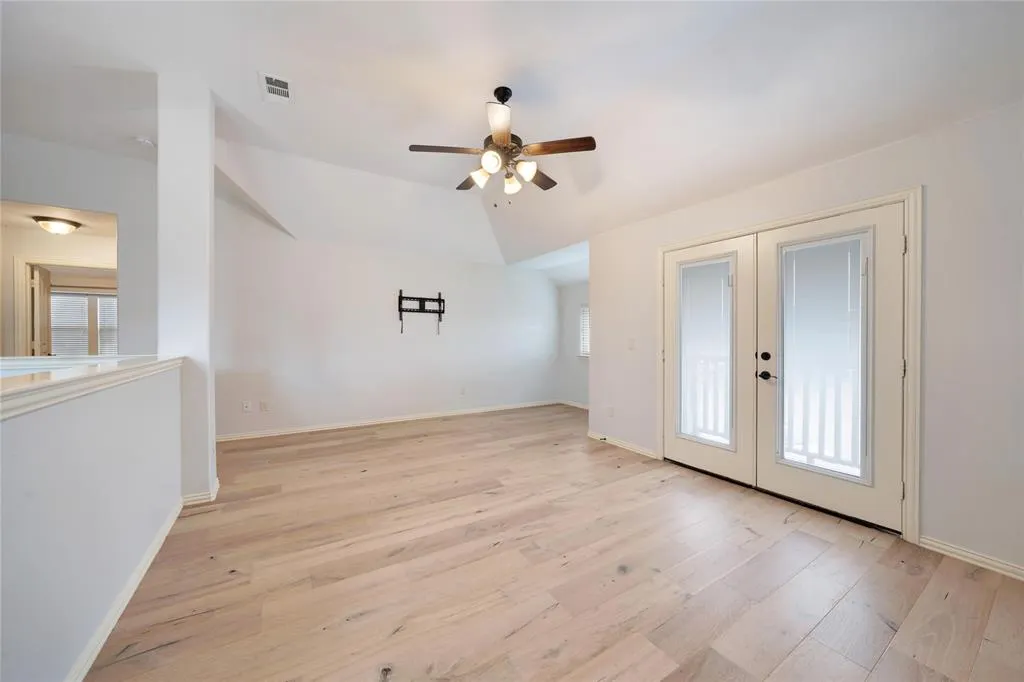 809 Summer Lane