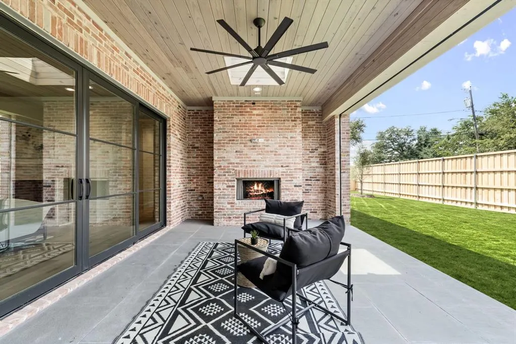 6919 Oriole Drive
