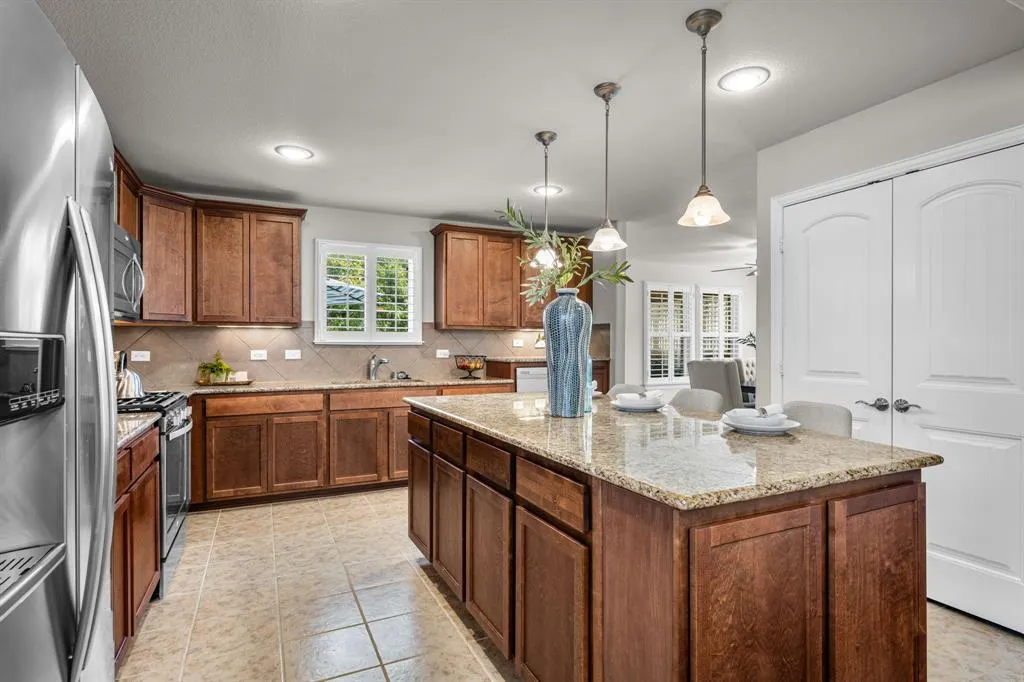 7616 Gulf Breeze Lane