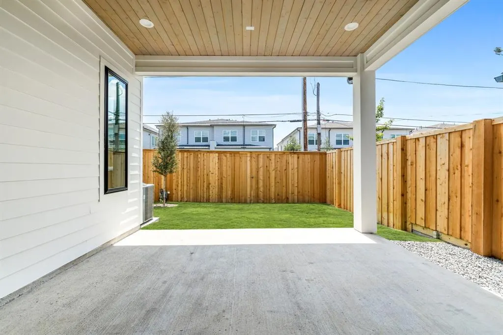 4604 Hopkins