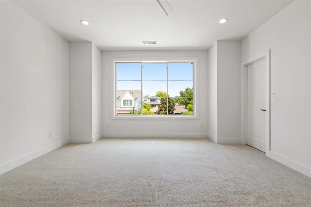 4604 Hopkins