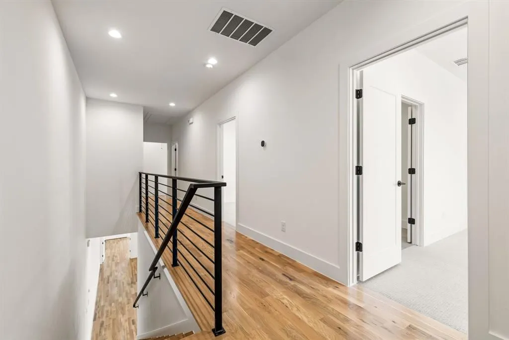 4604 Hopkins