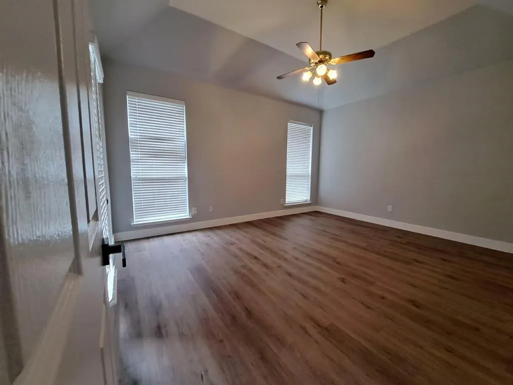 808 Snapdragon Lane