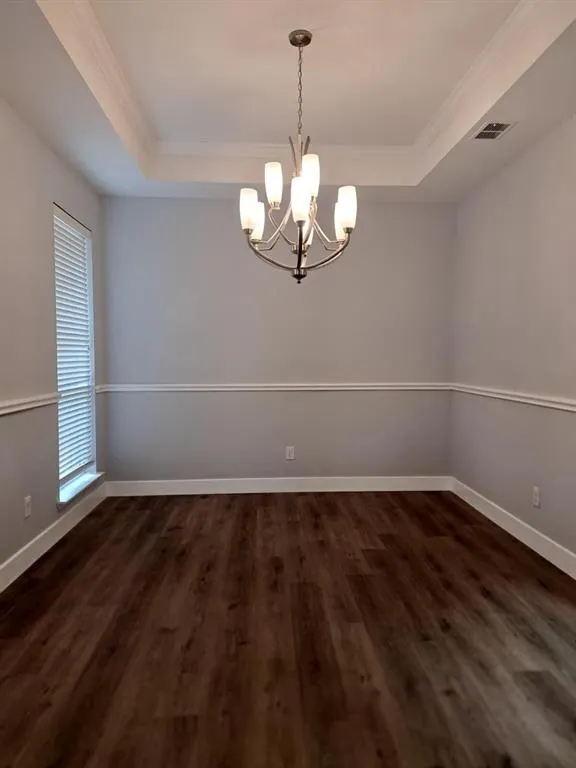 808 Snapdragon Lane