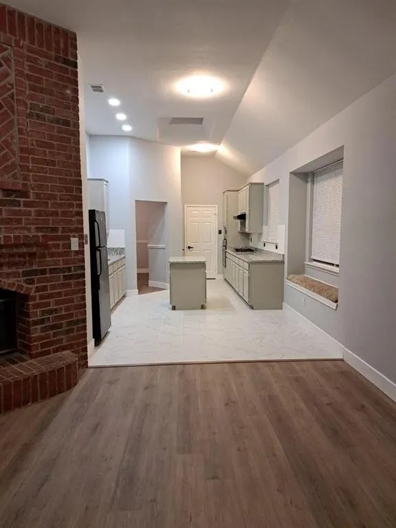 808 Snapdragon Lane