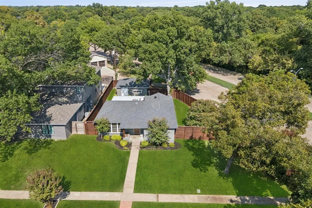 834 Kirkwood Drive