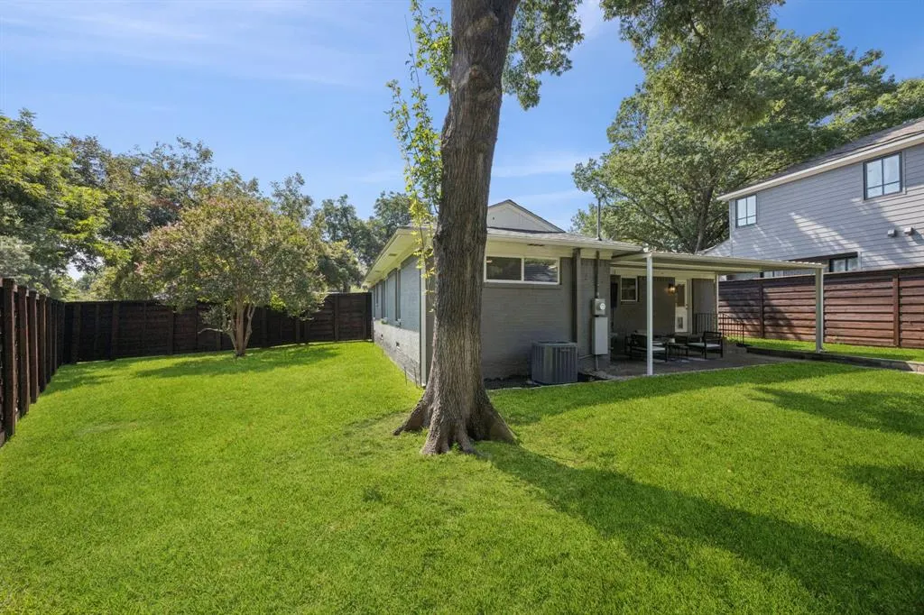 834 Kirkwood Drive