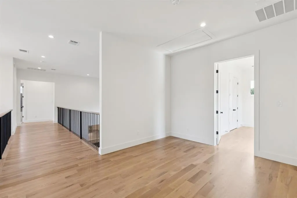 3516 Royal Lane