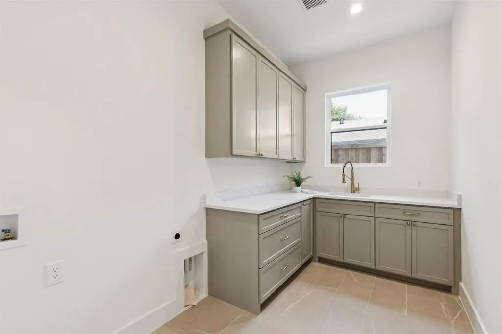 3516 Royal Lane
