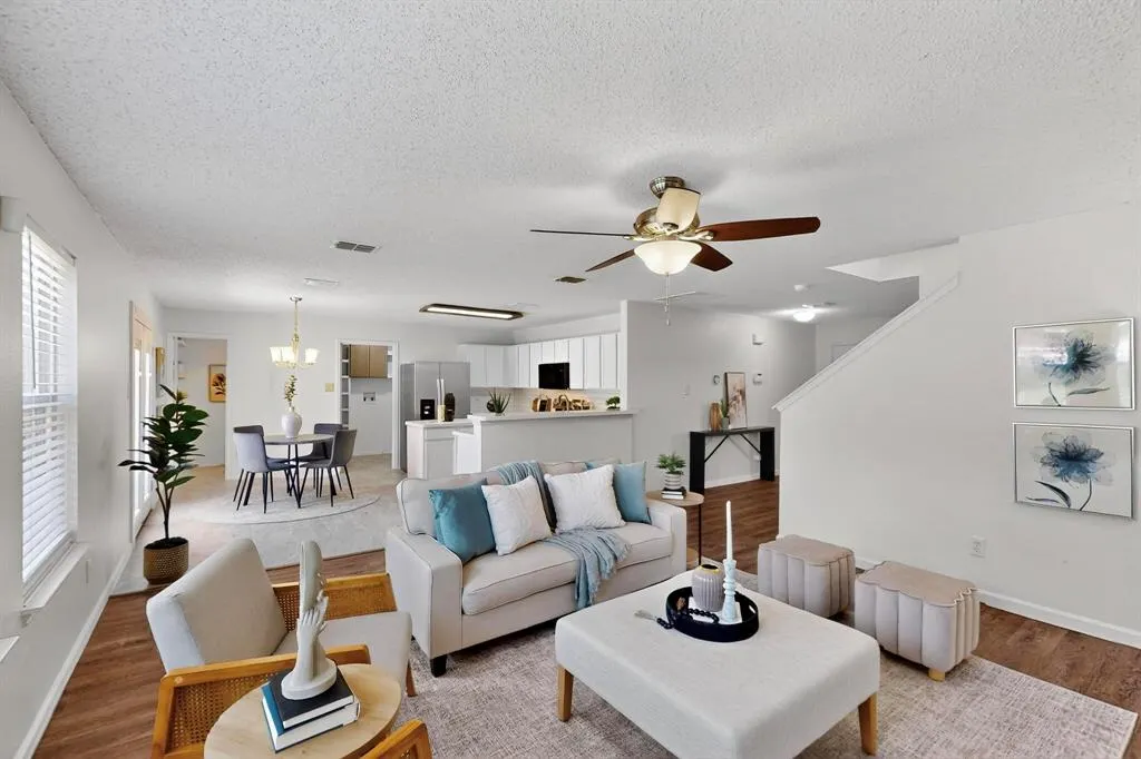 1609 Birch Bend Way