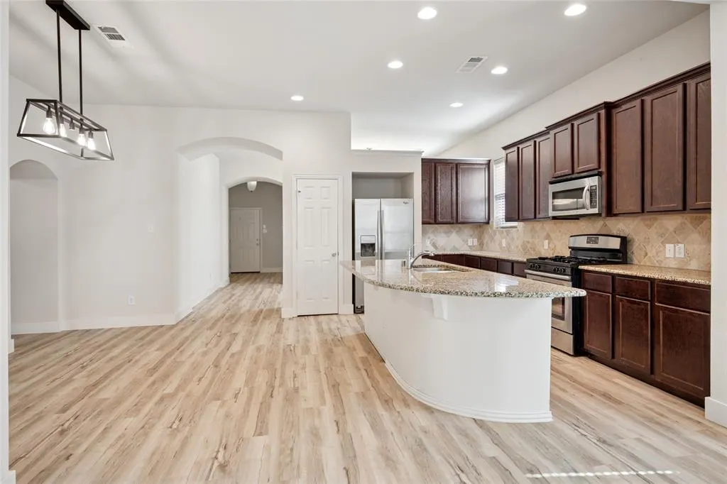 5201 Datewood Lane