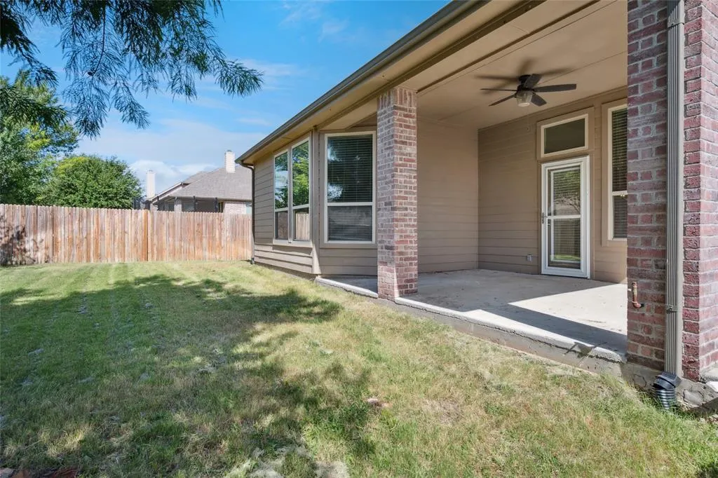 5201 Datewood Lane