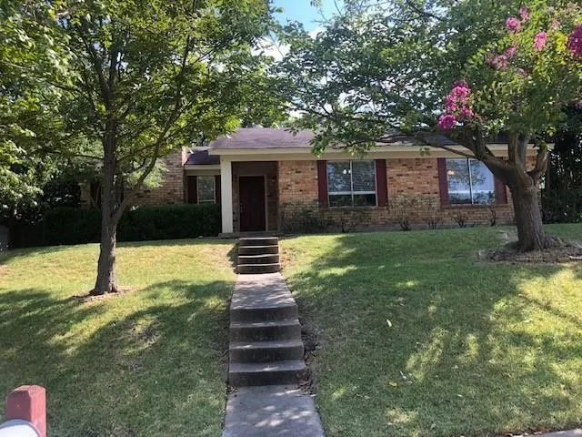 1741 Crystal Way